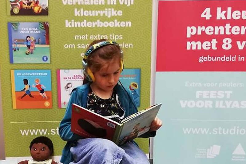 Luisteren naar verhalen in audiodescriptie hero